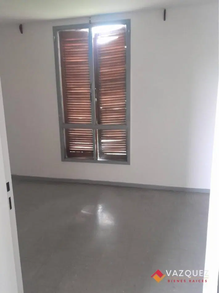 Departamento 3 ambientes B° Luz y Fuerza 4