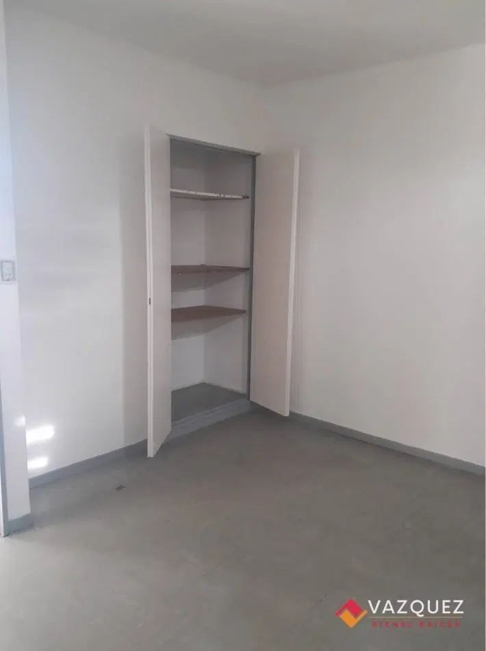 Departamento 3 ambientes B° Luz y Fuerza Venta 3