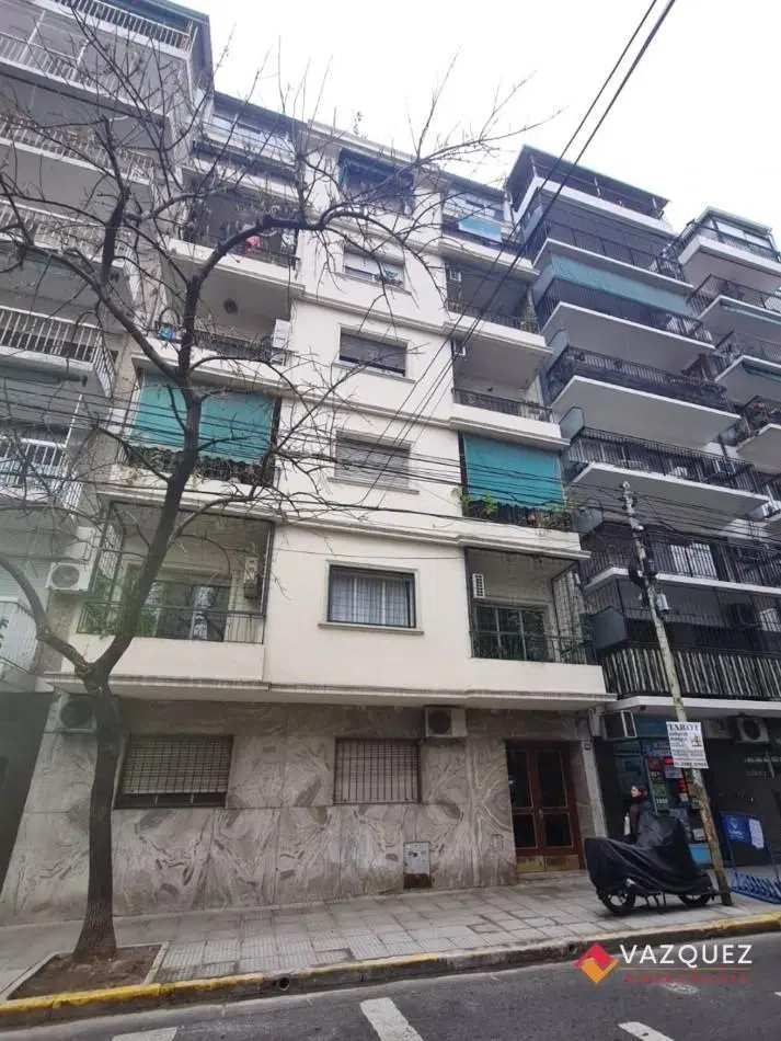 Departamento Dos ambiente en el Corazon del Barrio de Caballito. 3