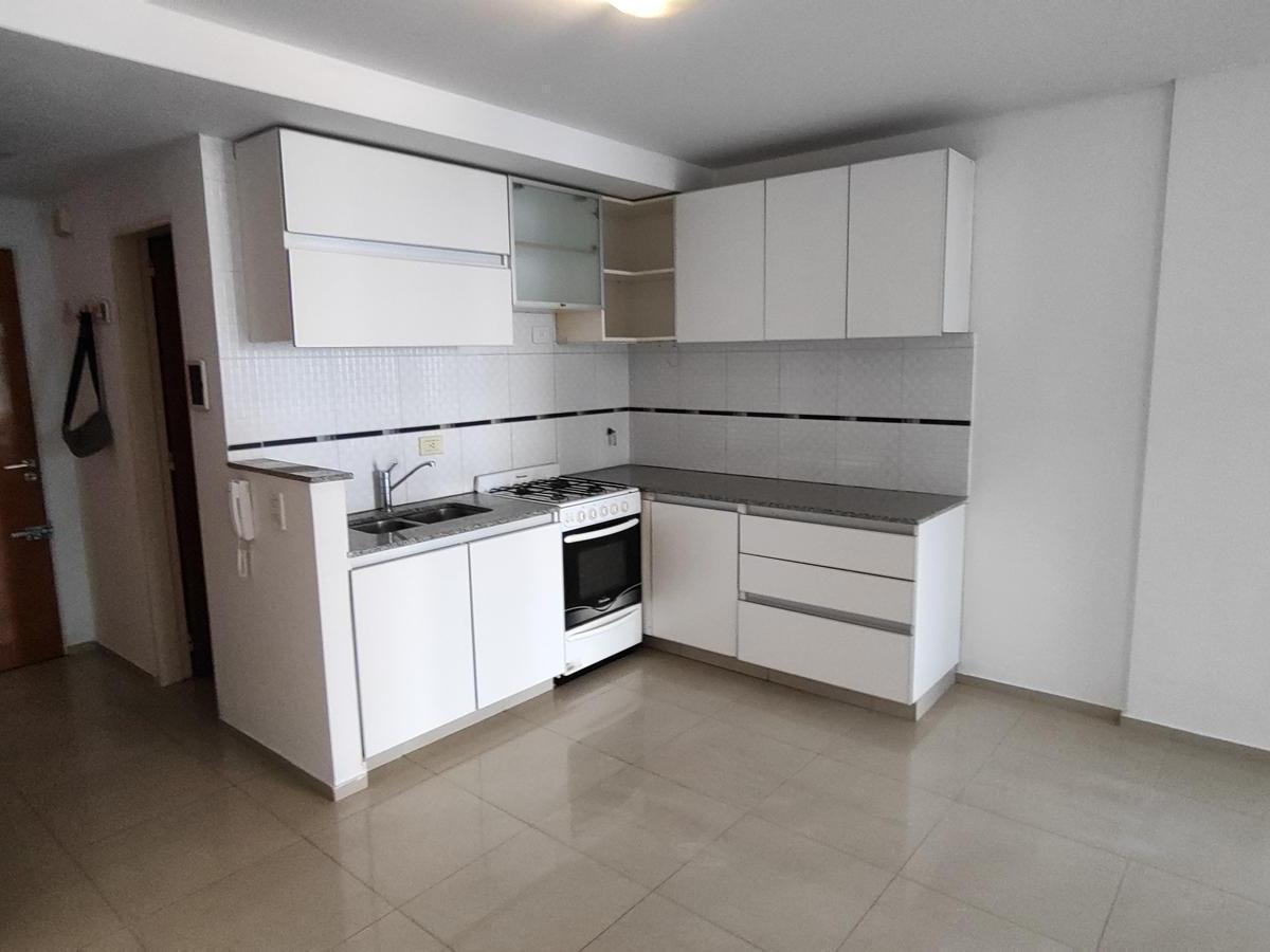 Foto de Departamento en VENTA Monoambiente en Balcarse 16 - Rosario Centro Río, imagen 4