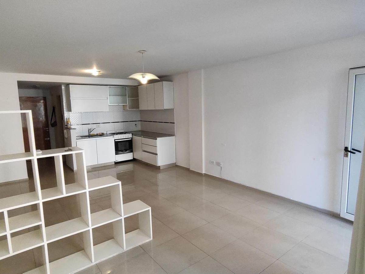 Foto de Departamento en VENTA Monoambiente en Balcarse 16 - Rosario Centro Río, imagen 2