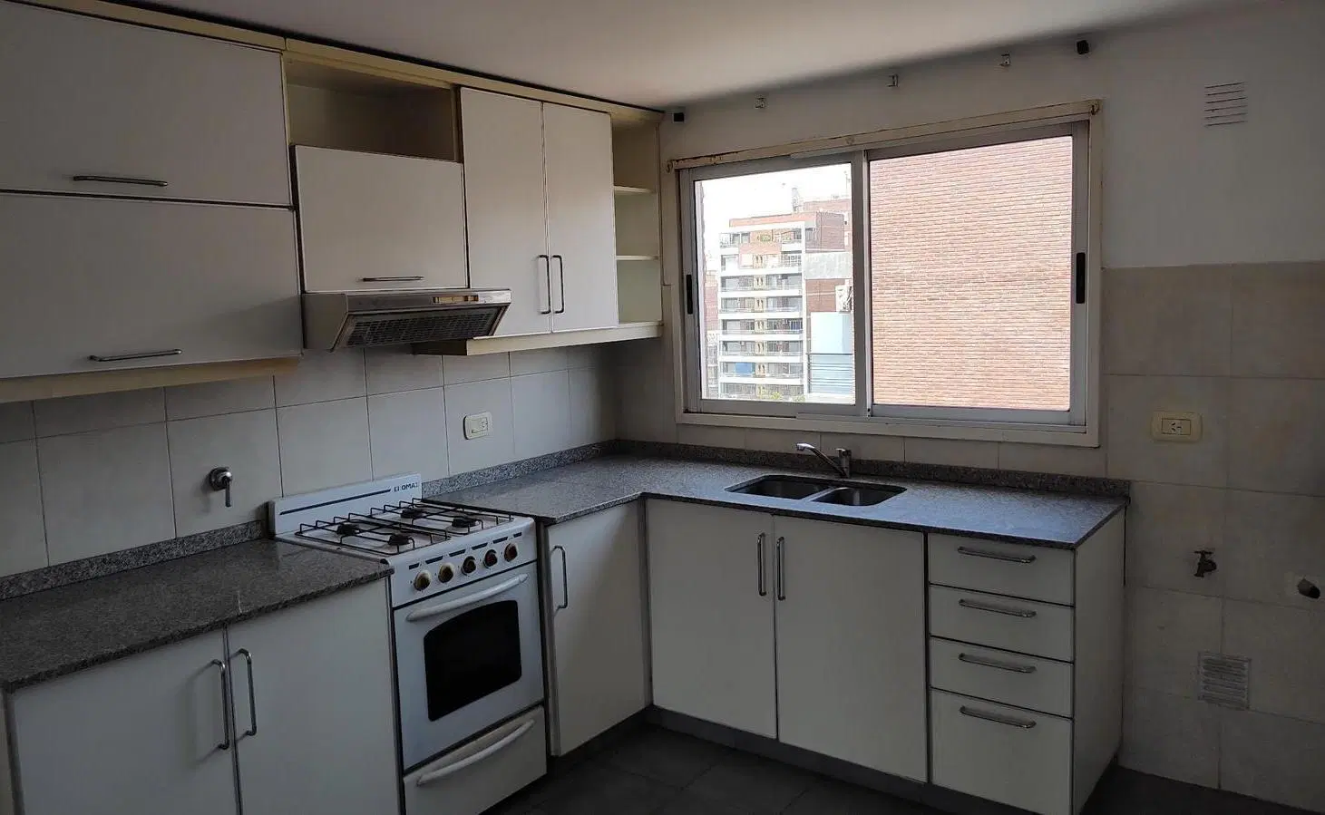 Departamento en venta de 1 Dormitorio de 50 m2 cubiertos + 10 de balcón al NORTE 3