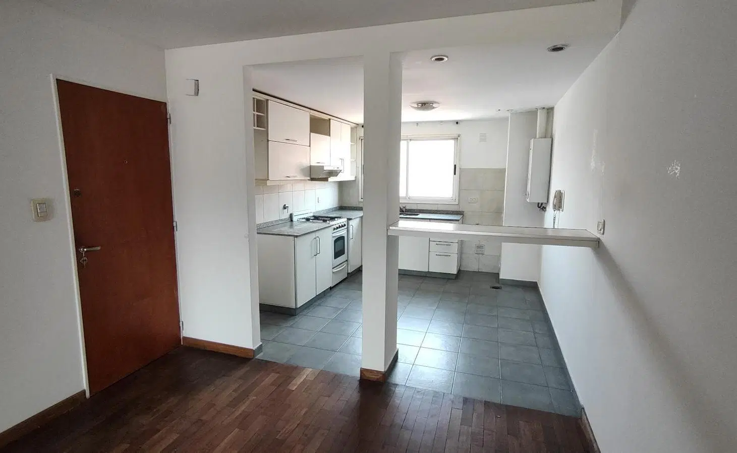 Departamento en venta de 1 Dormitorio de 50 m2 cubiertos + 10 de balcón al NORTE 4