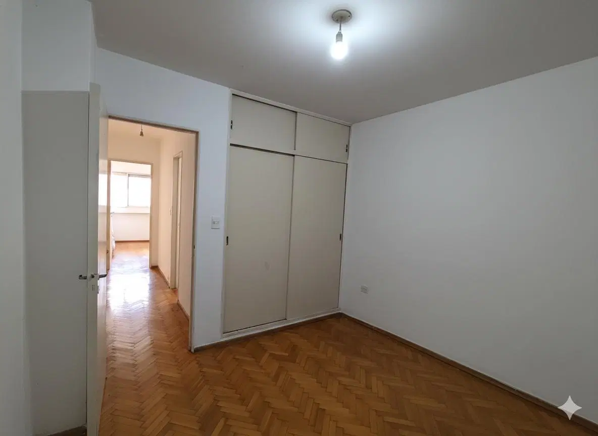 VENTA Departamento 2 dormitorios al frente Laprida 1626 2
