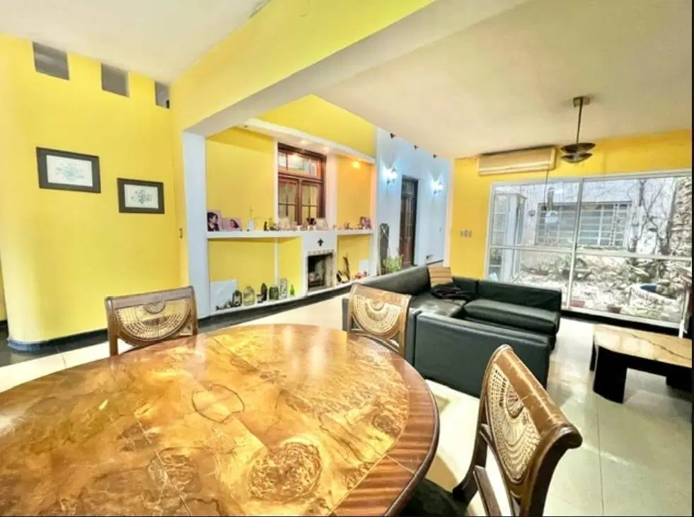 Casa en VENTA de 3 dormitorios con cochera, jardín y pileta en José Ingenieros al 1000 - Arroyito - 3