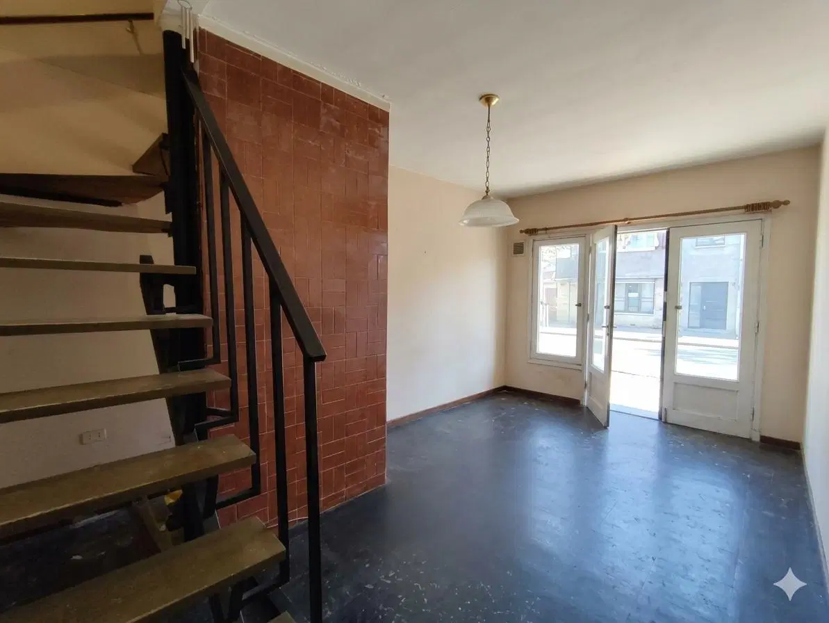 VENTA Casa Casa 5 Dormitorios en Echesortu 8
