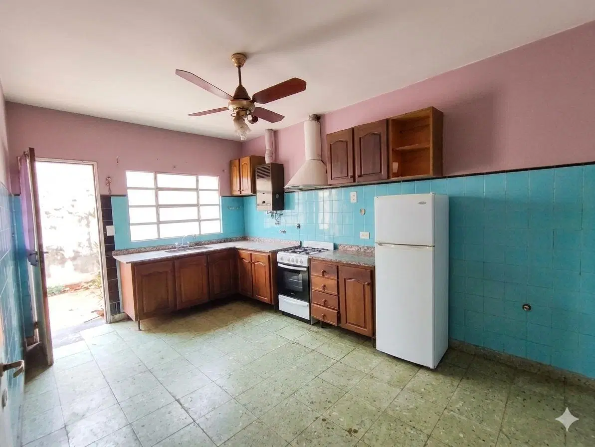 VENTA Casa Casa 5 Dormitorios en Echesortu 5