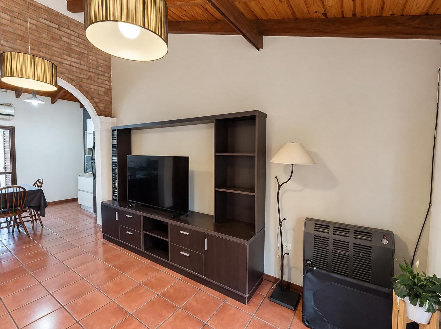 Foto de 2 Casas en VENTA. Una en P. Baja de 2 dormitorios y Patio, y otra en P, imagen 5
