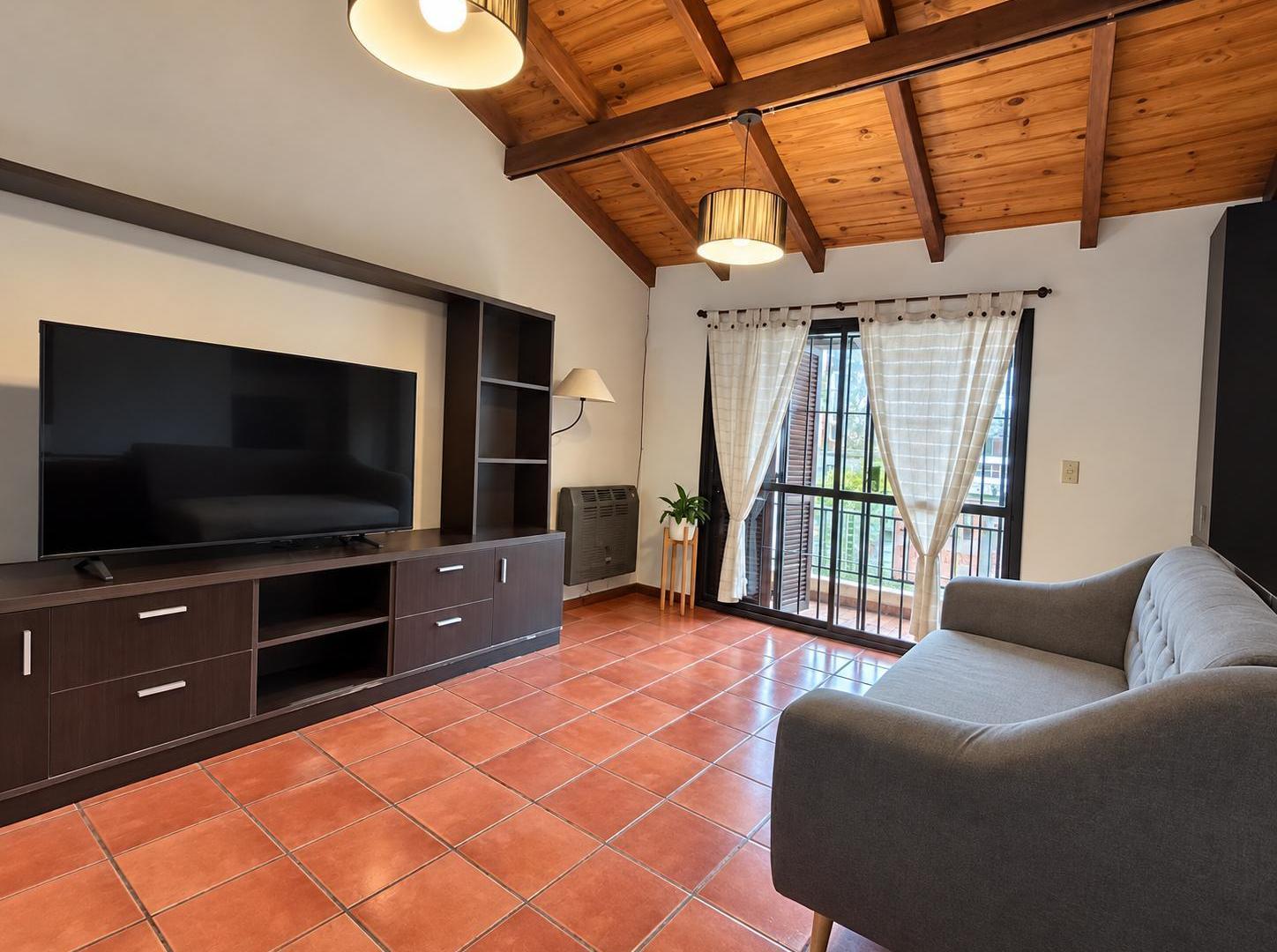 Foto de 2 Casas en VENTA. Una en P. Baja de 2 dormitorios y Patio, y otra en P, imagen 3