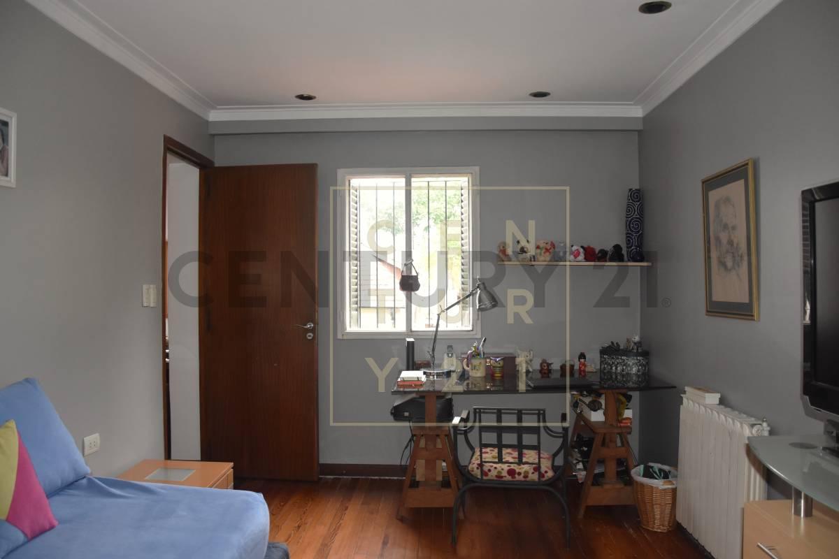 Venta Casa 9 Ambientes en Vicente López 5