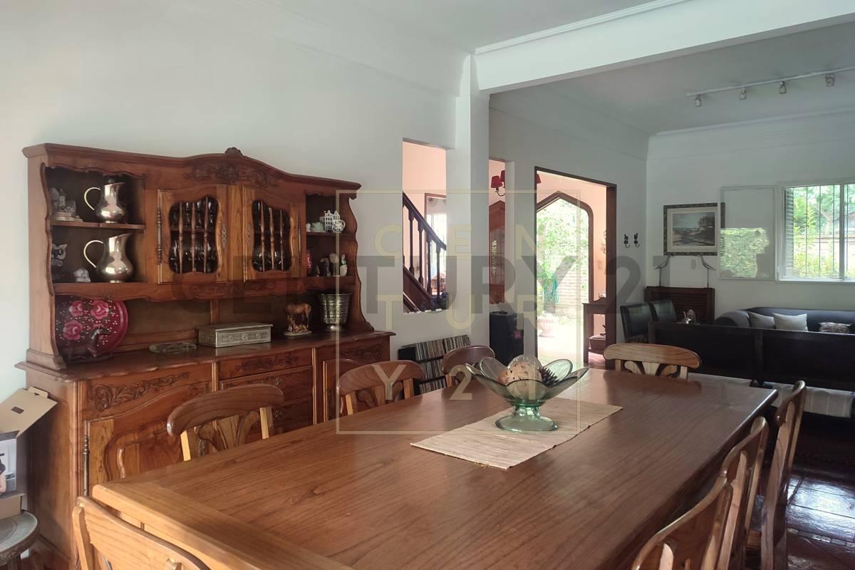 Venta Casa 9 Ambientes en Vicente López 3
