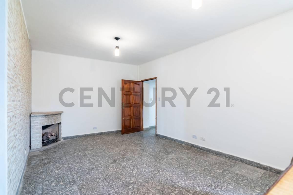 Venta Departamento 3 Ambientes en Mataderos 2