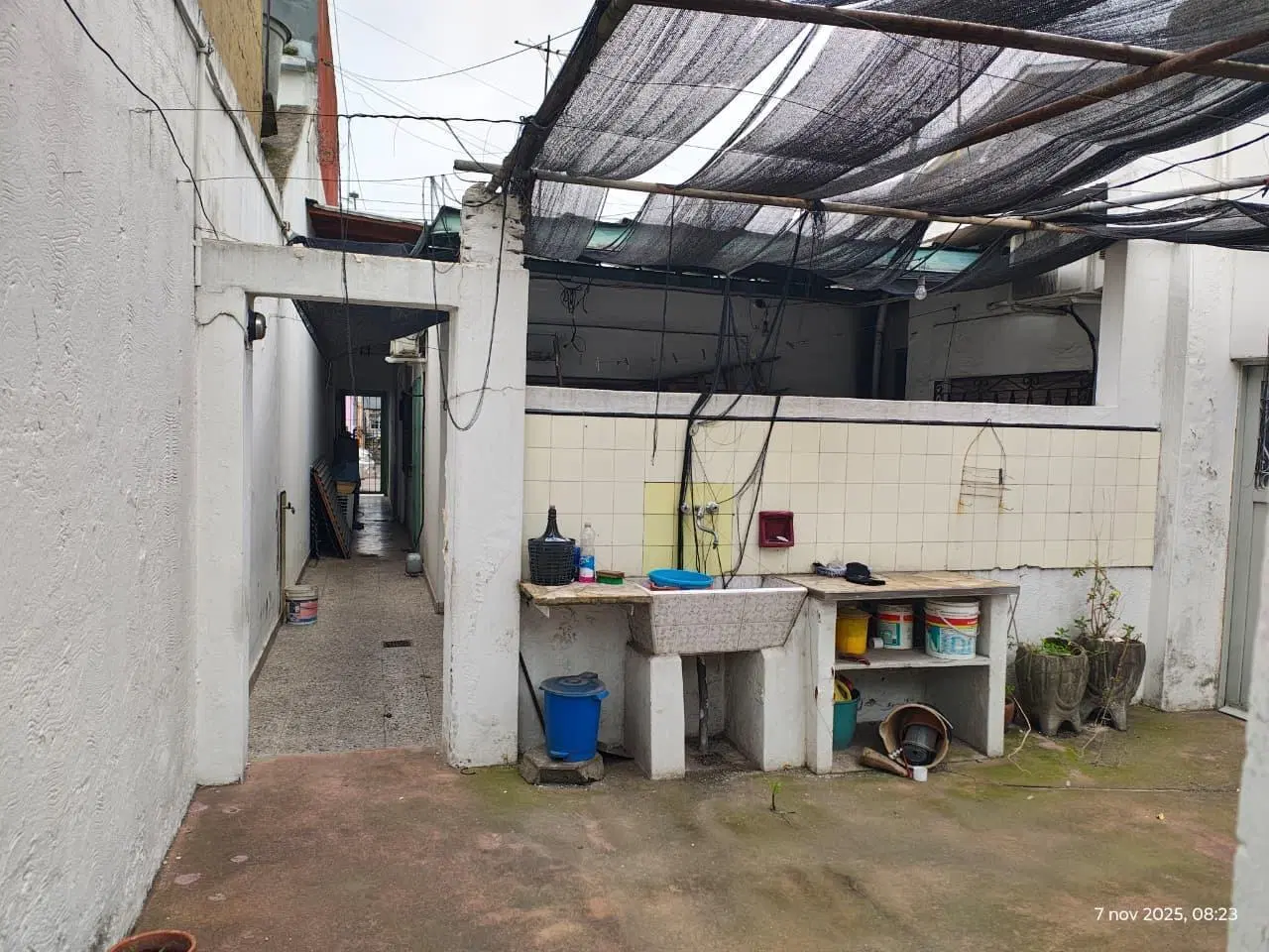 Casa en venta sobre lote de 8,66 × 43 m, próxima a General Paz y Autopista Riccheri en Villa Celina 5