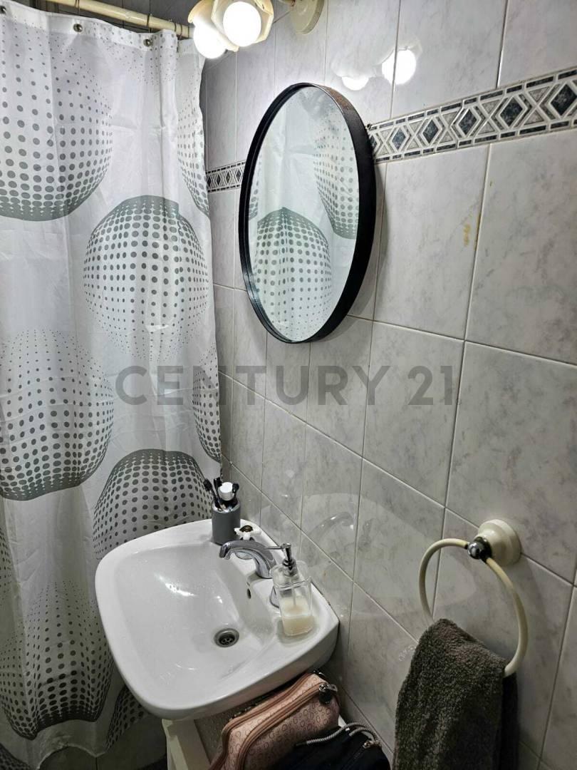 Foto de Venta departamento 3 ambientes en Monserrat., imagen 5