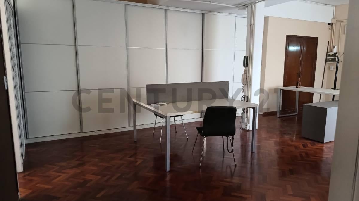 Foto de OFICINA DE 4 AMBIENTES EN VENTA PARA USO PROFESIONAL UNIFICADA EN, imagen 5