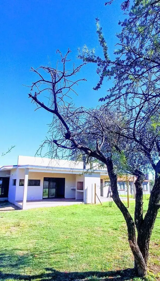 Divina Casa de 3 dormitorios a estrenar con gas natural!! Venta y alquiler 1