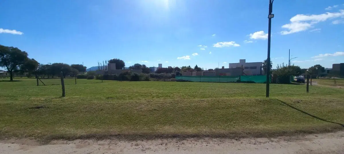 PRIMERA ETAPA - EXCELENTE UBICACIÓN !! 2