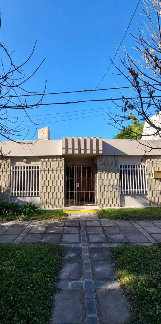LA MEJOR UBICACION !! - A metros de SPILIMBERGO 2