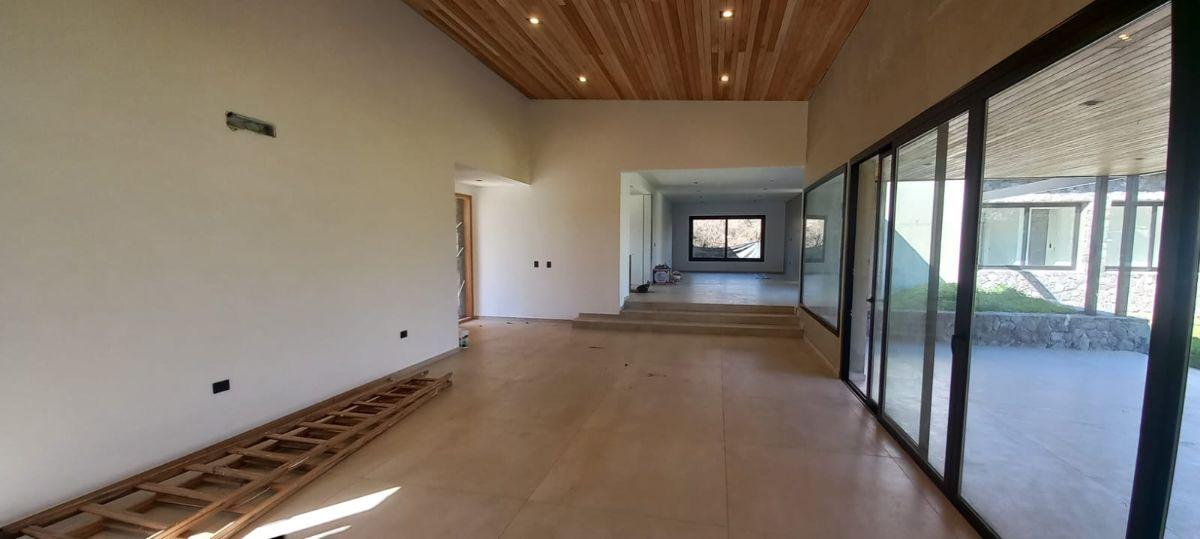 Foto de A ESTRENAR !! UNA SOLA PLANTA - LOTE CENTRAL FONDO GOLF, imagen 3