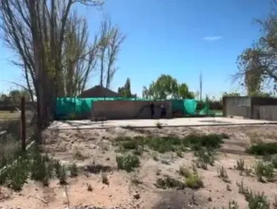 Terreno con platea/base h21 - Roca 2