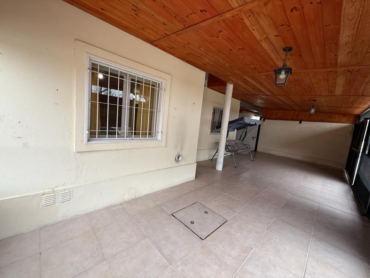 Foto de Casa de plan 2 Hab, Quincho General Roca, imagen 4