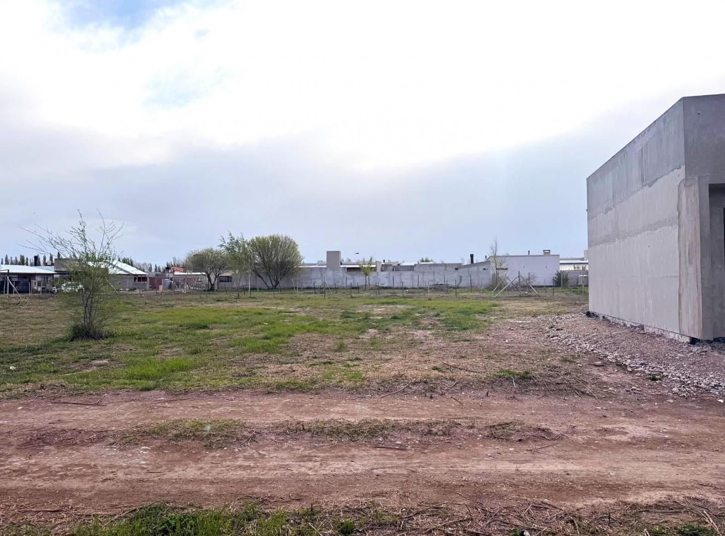 Foto de En venta terreno de 484 m2 - Bº Piedras Blancas II, imagen 2
