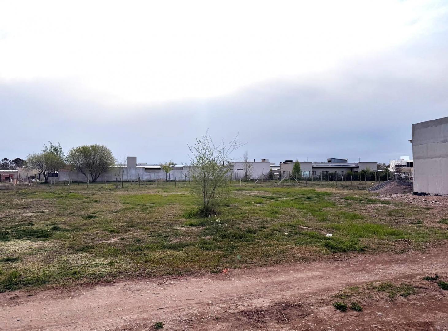 Foto de En venta terreno de 484 m2 - Bº Piedras Blancas II, imagen 4