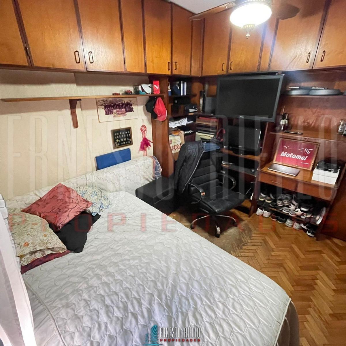 Venta Departamento 3 Ambientes + Dependencia de Servicio/estudio, Quilmes Centro. 2