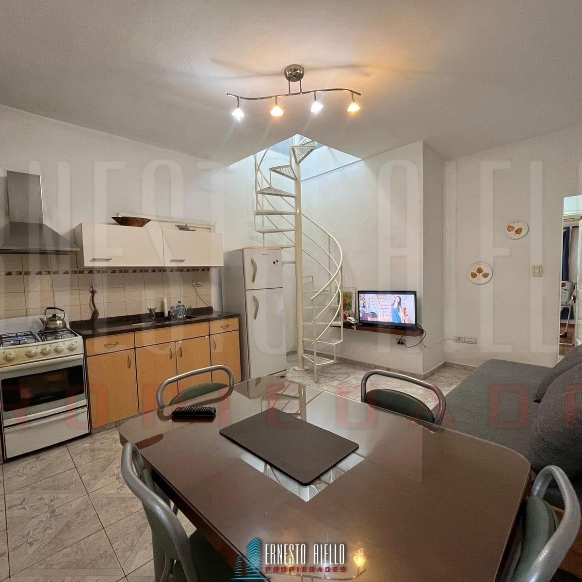 Venta PH 2 Ambientes con Garage, Terraza y Quincho, Quilmes Oeste. 2