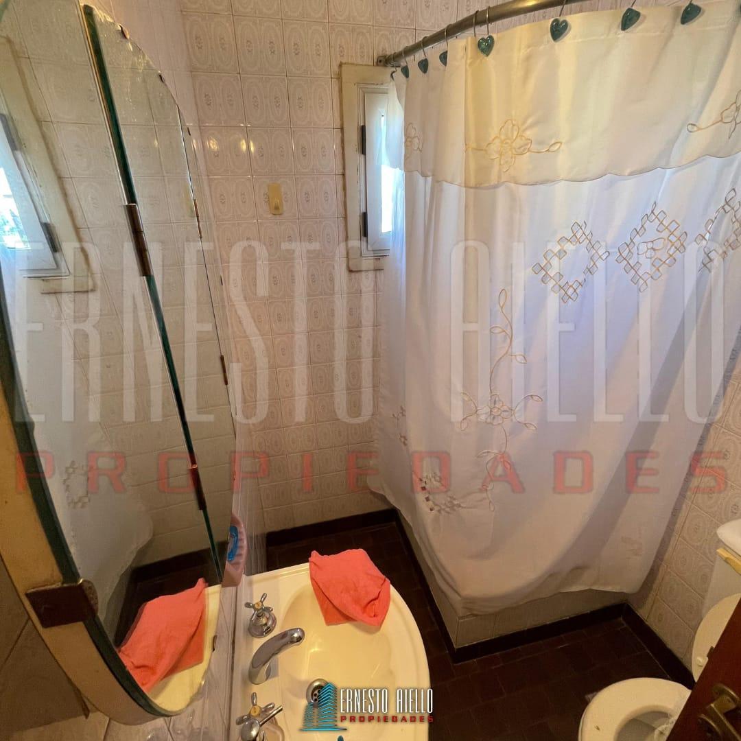 Venta Depto 2 Ambientes Pleno Centro de Quilmes. 5