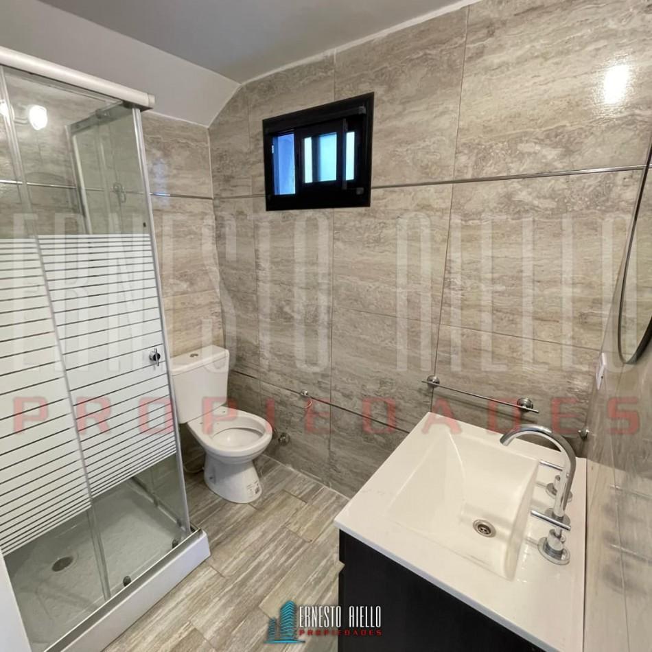 Venta Casa a Estrenar de 4 Ambientes con Patio y Terraza. 1