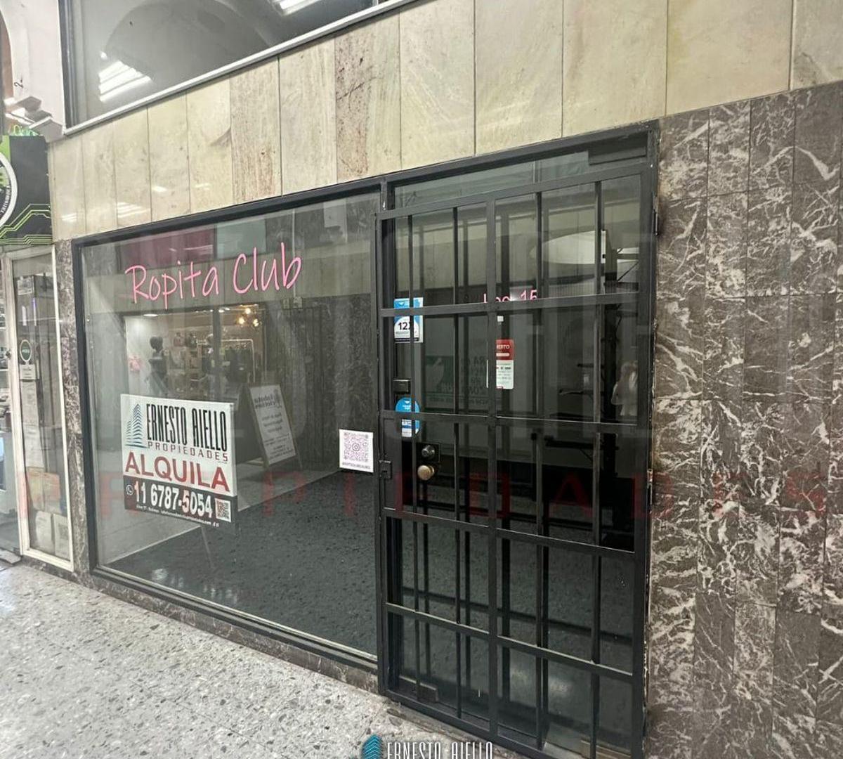 VENTA LOCAL COMERCIAL EN LA GALERIA "LA FRANCESA", QUILMES CENTRO.