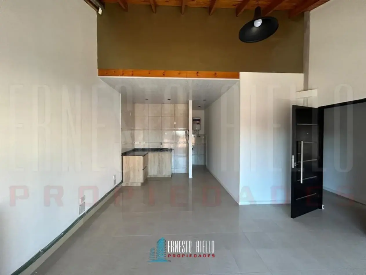A. ¡ALQUILER MONOAMBIENTE PRIMER PISO POR ESCALERA EN QUILMES! 2