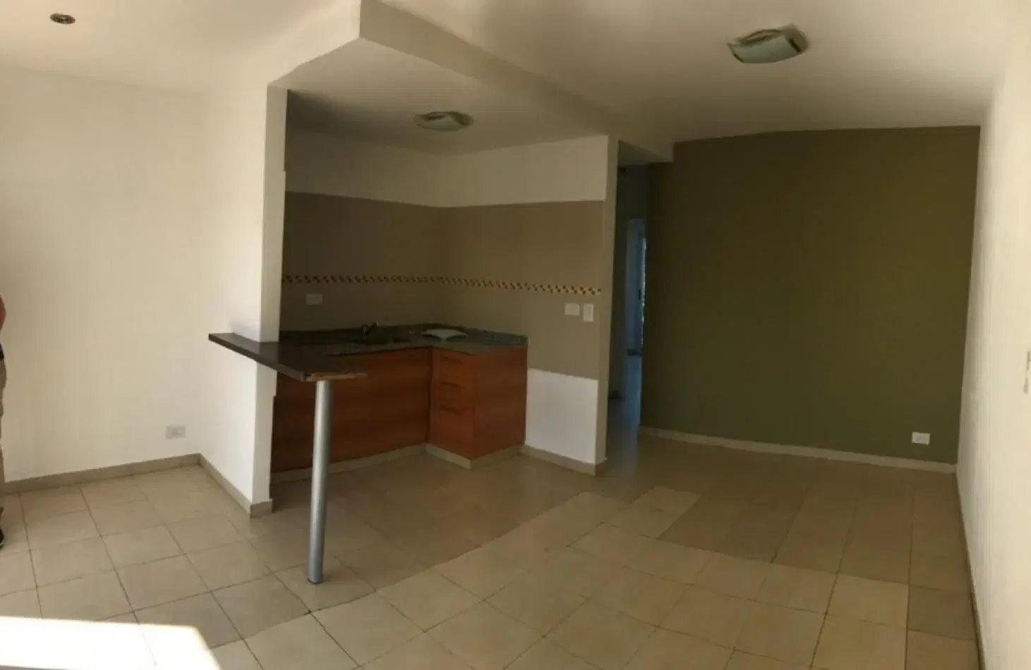 ALQUILER DEPTO 2 AMBIENTES EN PRIMER PISO POR ESCALERA, QUILMES OESTE. 3