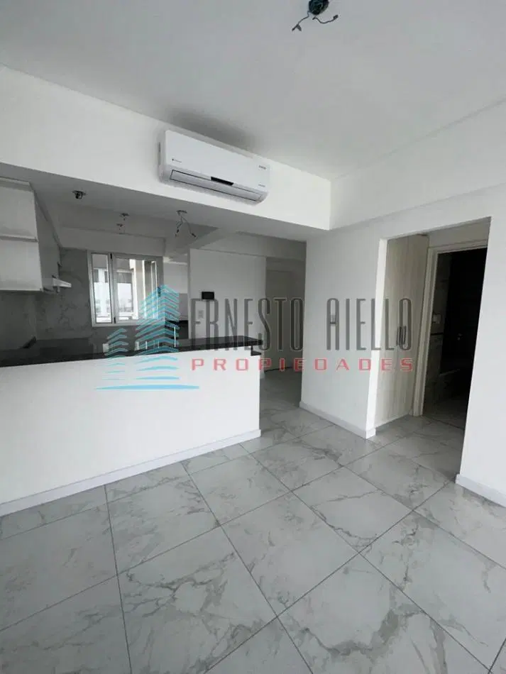 A. VENTA DEPARTAMENTO 3 AMBIENTES  MAX TOWER - BANFIELD 5
