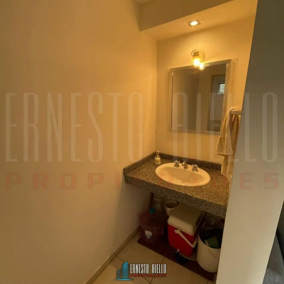 ¡ALQUILER DEPARTAMENTO DE DOS AMBIENTES CON DOBLE BALCON EN BERNAL CENTRO! 3