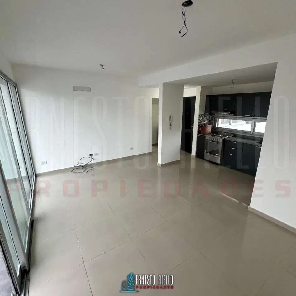 ALQUILER HERMOSO DEPARTAMENTO 2 AMBIENTES EN QUILMES CENTRO. 5