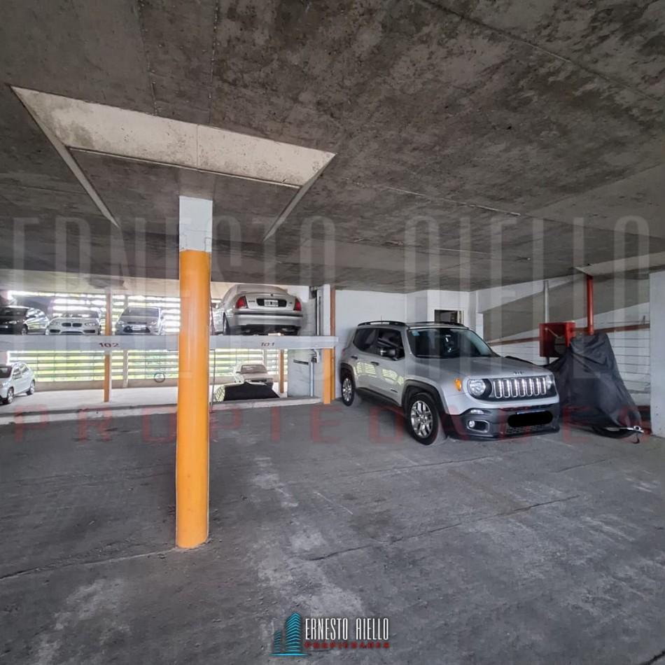 Foto de ALQUILER DE COMODA COCHERA EN SEGUNDO PISO EN QUILMES CENTRO., imagen 4