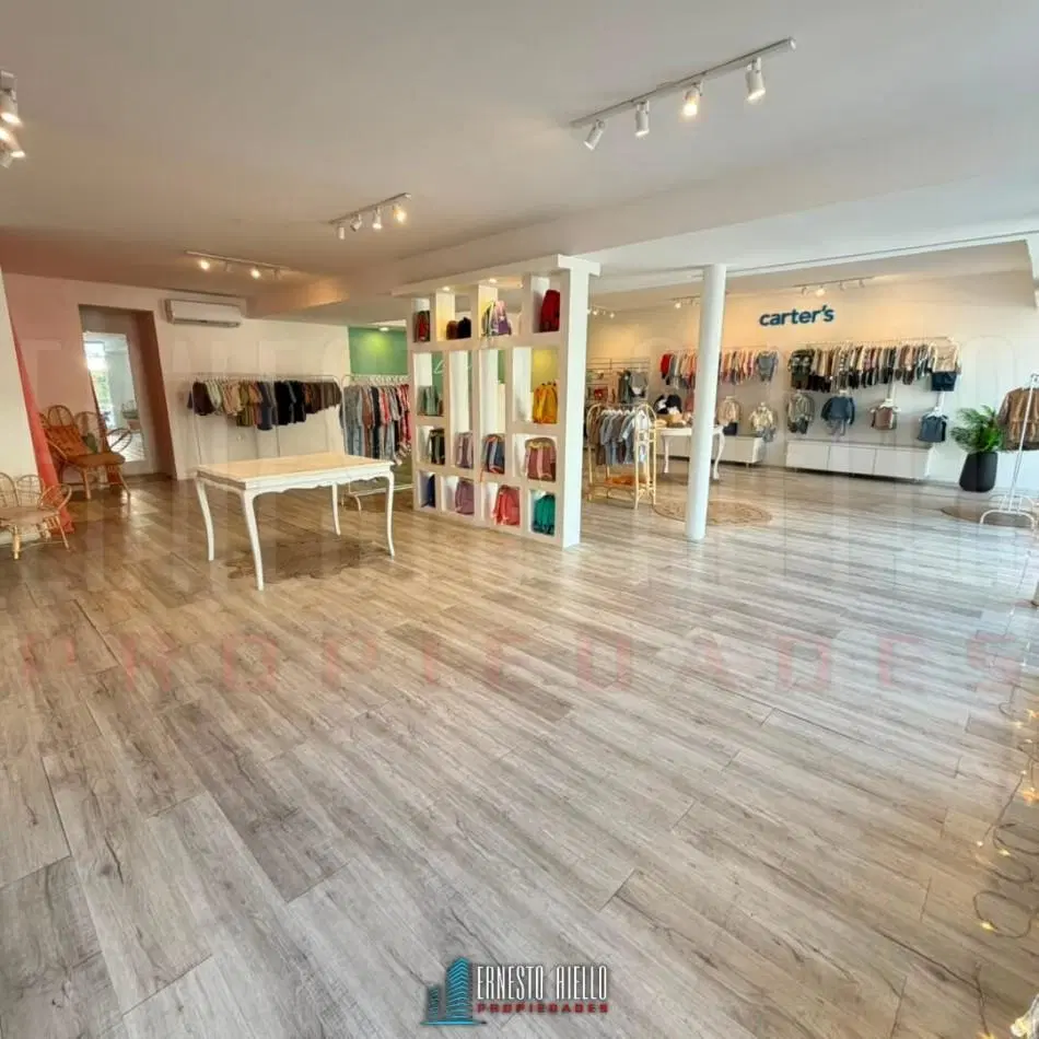 ALQUILER LOCAL DE 245M2 TOTALES UNICO EN LA ZONA, QUILMES CENTRO. 5