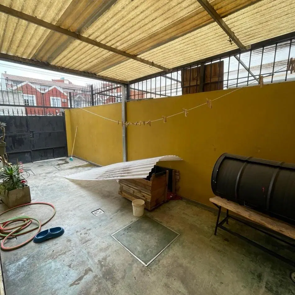 VENTA TRIPLEX 4 AMBIENTES CON COCHERA, QUILMES CENTRO. 5