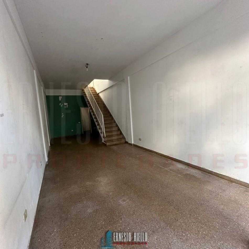 Foto de ALQUILER LOCAL COMERCIAL. BROWN N° 645. CENTRO DE QUILMES., imagen 4