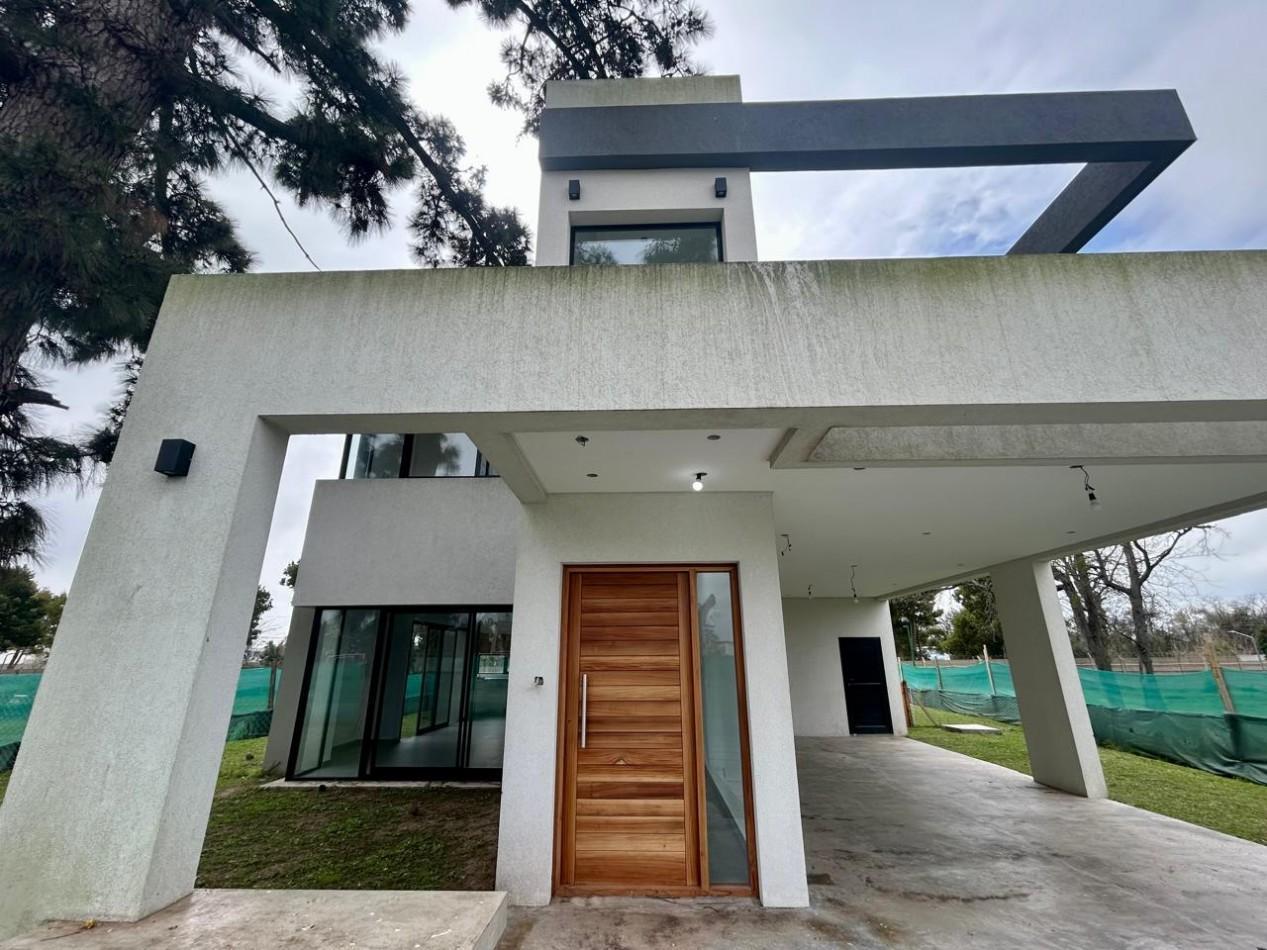 Foto de CASA EN VENTA CUATRO AMBIENTES CON PISCINA, imagen 4
