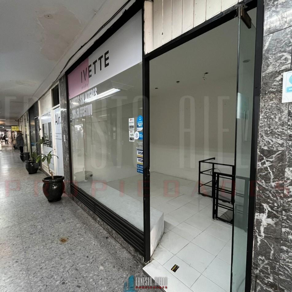 Foto de ALQUILER LOCAL EN GALERIA " LA FRANCESA". QUILMES CENTRO., imagen 4