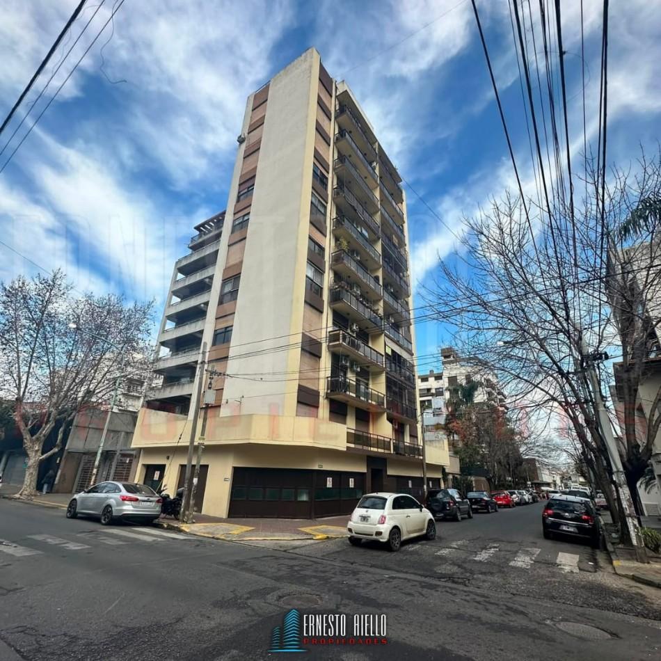 Foto de VENTA DEPARTAMENTO 3 AMBIENTES CON COCINA INDEPENDIENTE- HERMOSAS, imagen 1