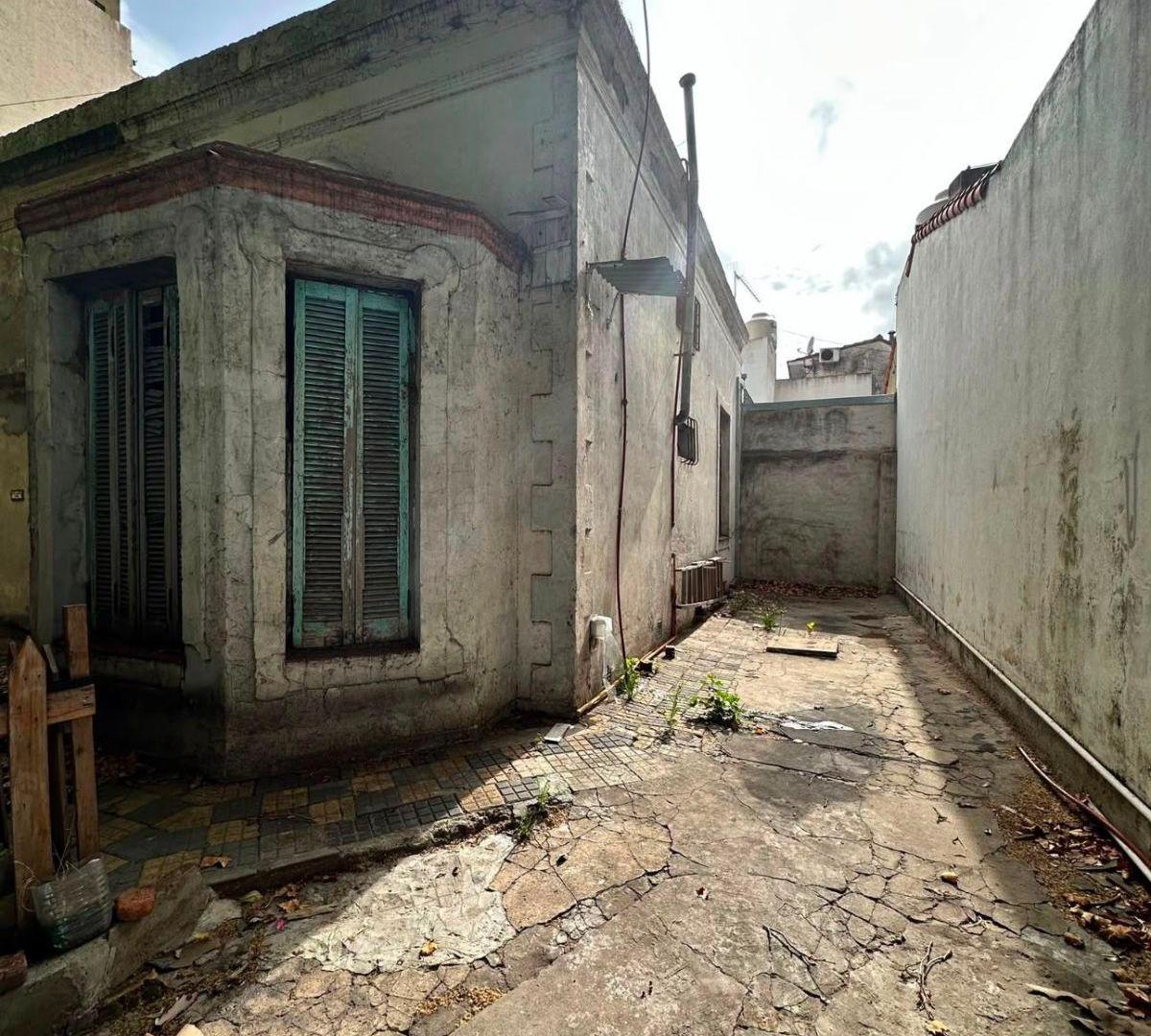 Foto de VENTA LOTE/TERRENO CON CASA A DEMOLER/REFACCIONAR, QUILMES OESTE, imagen 2