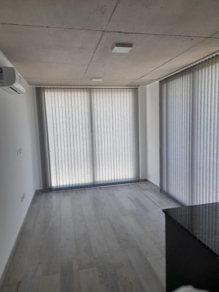 Foto de ALQUILER DEPARTAMENTO DE DOS AMBIENTES CON BALCON Y COCHERA EN QUILMES, imagen 4