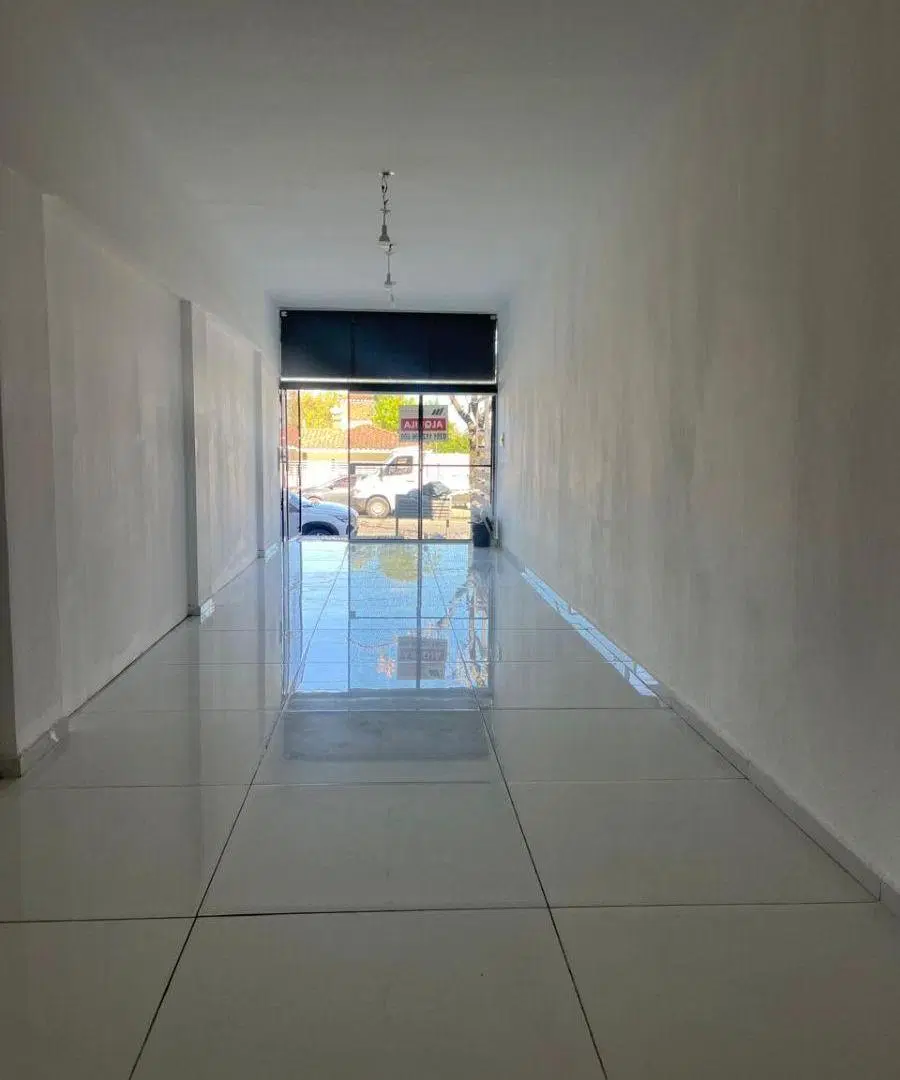 Alquiler local comercial en Villa Allende 60m2 3
