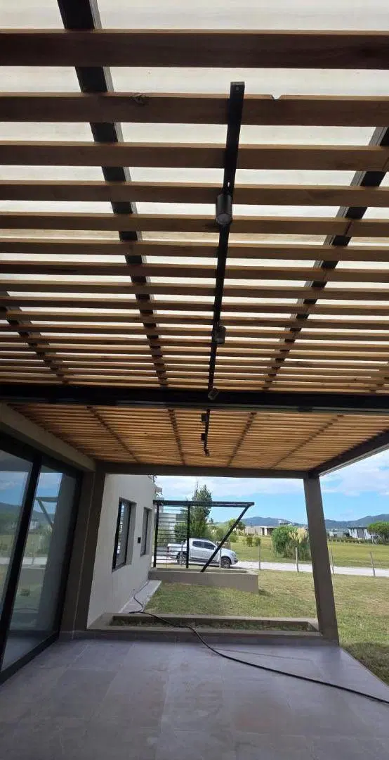En venta, casa de categoria en Puerto del Aguila 2