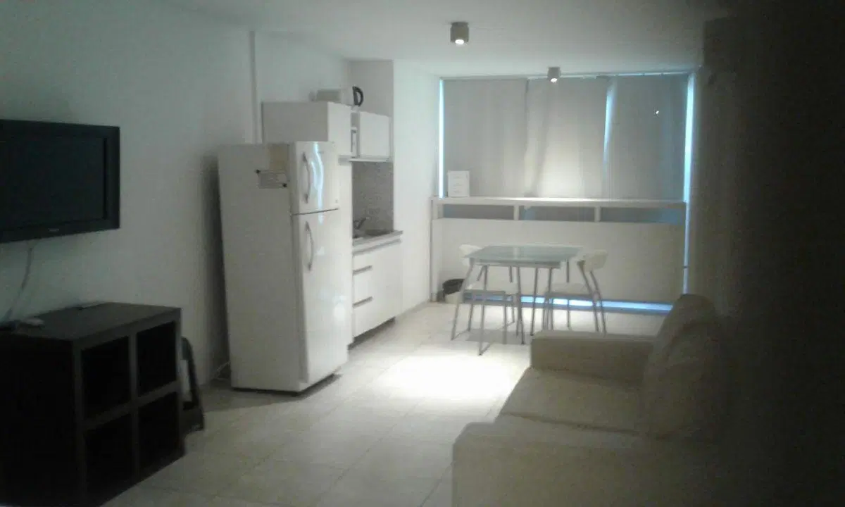 Monoambiente amoblado en alquiler permanente 5