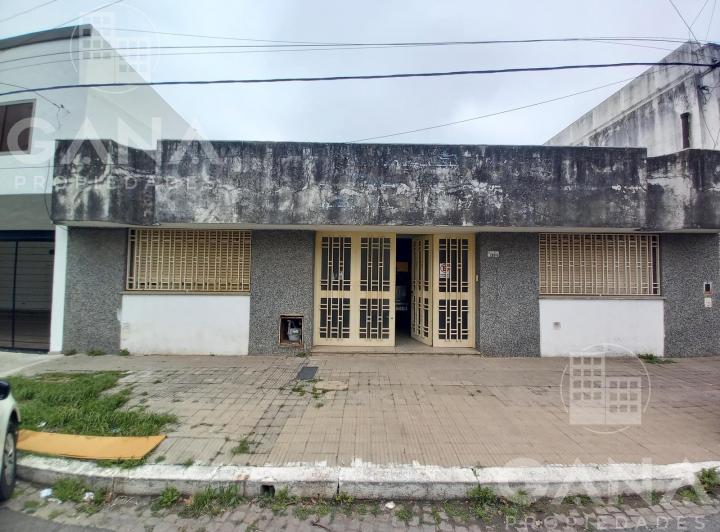 Venta casa en Barrio arroyito rosario, Oficinas, cochera, 10 consultorios. 2